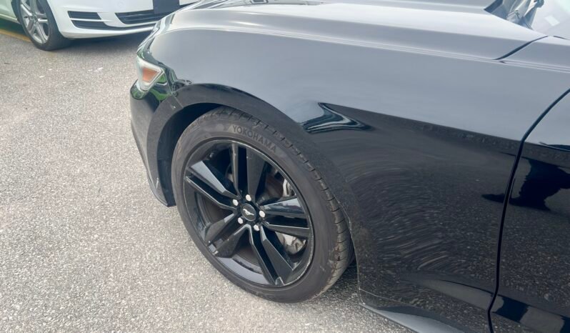 
								2015 Ford Mustang EcoBoost Coupe RWD full									