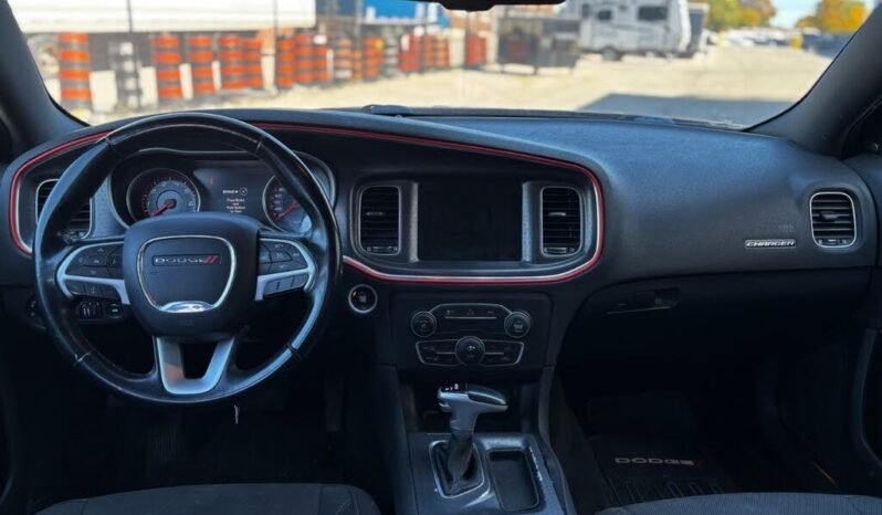 
								2016 Dodge Charger SXT AWD full									