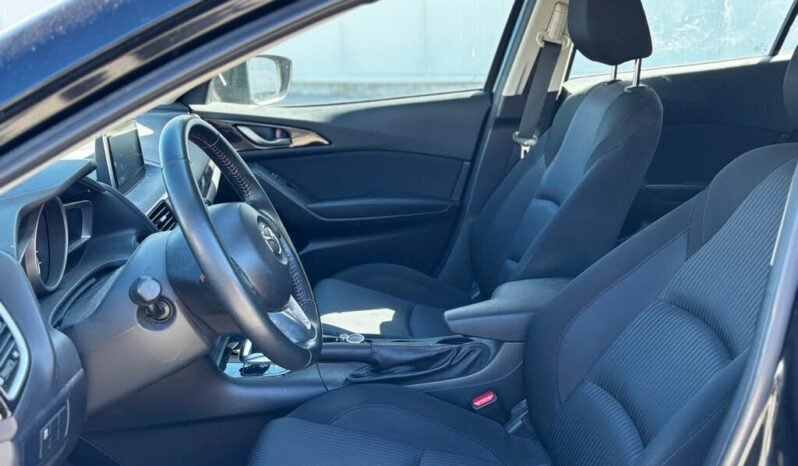 
								2016 Mazda 3 GS full									