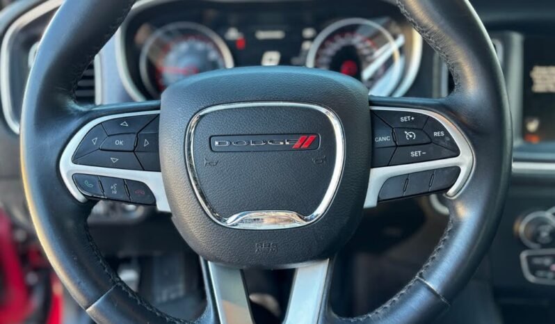 
								2016 Dodge Charger SXT AWD full									