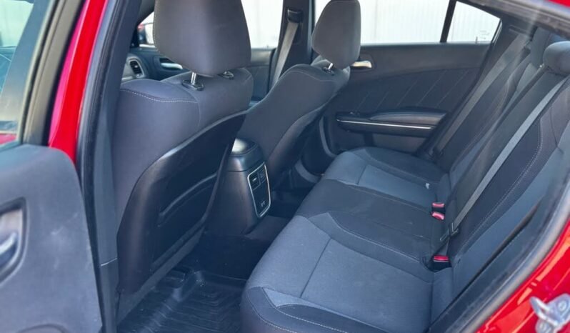 
								2016 Dodge Charger SXT AWD full									