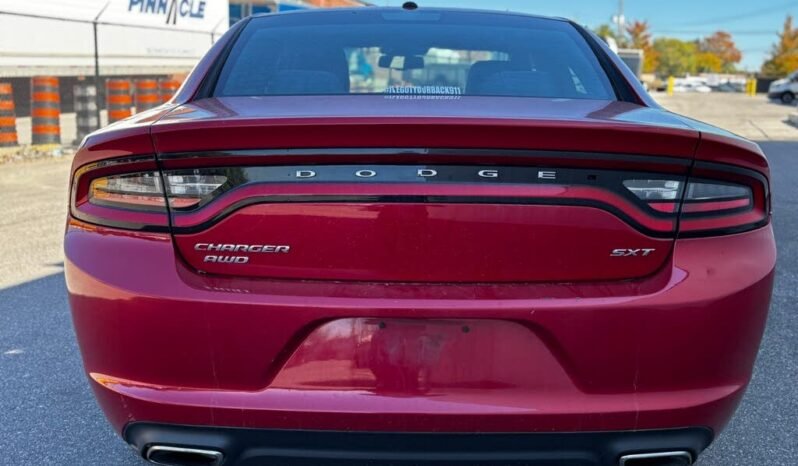 
								2016 Dodge Charger SXT AWD full									