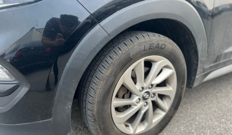 
								2017 Hyundai Tucson 2.0L Premium full									
