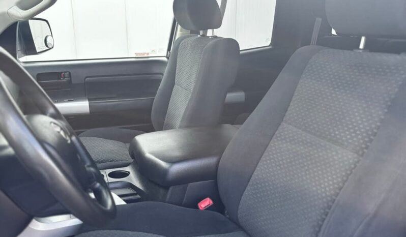 
								2009 Toyota Tundra SR5 Double Cab 5.7L 4WD full									