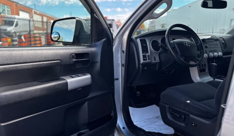 
								2009 Toyota Tundra SR5 Double Cab 5.7L 4WD full									