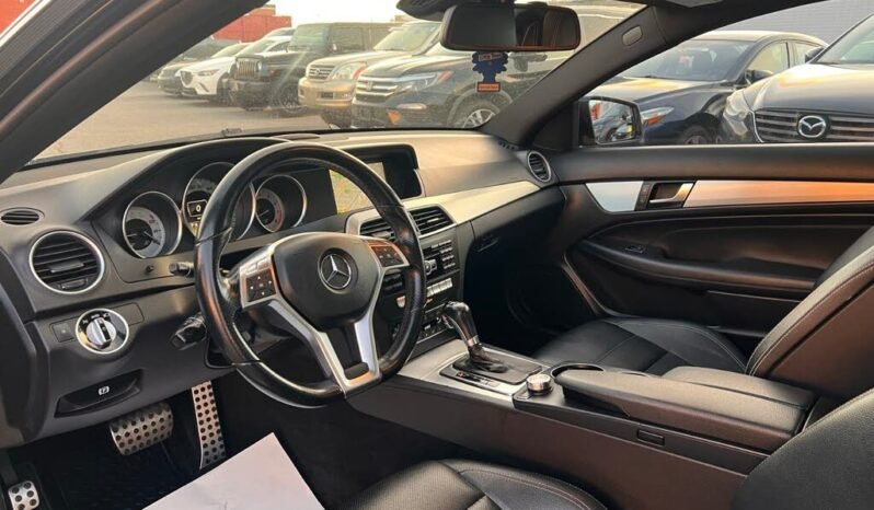 
								2012 Mercedes Benz C350 Coupe full									