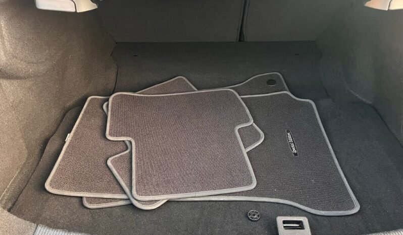 
								2012 Mercedes Benz C350 Coupe full									