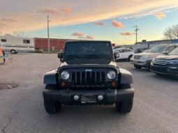 
										2013 Jeep Wrangler Unlimited Sahara 4WD full									