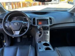 
										2013 Toyota Venza AWD full									