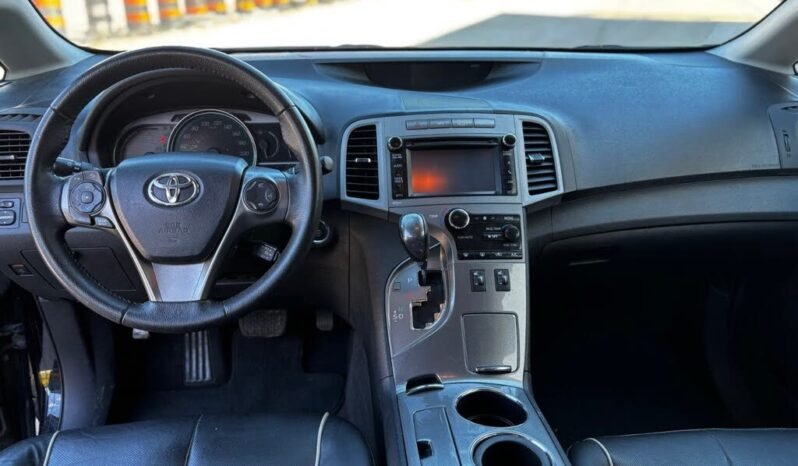 
								2013 Toyota Venza AWD full									