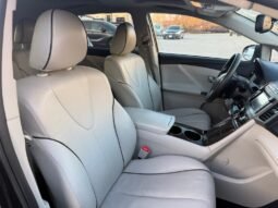 
										2013 Toyota Venza full									