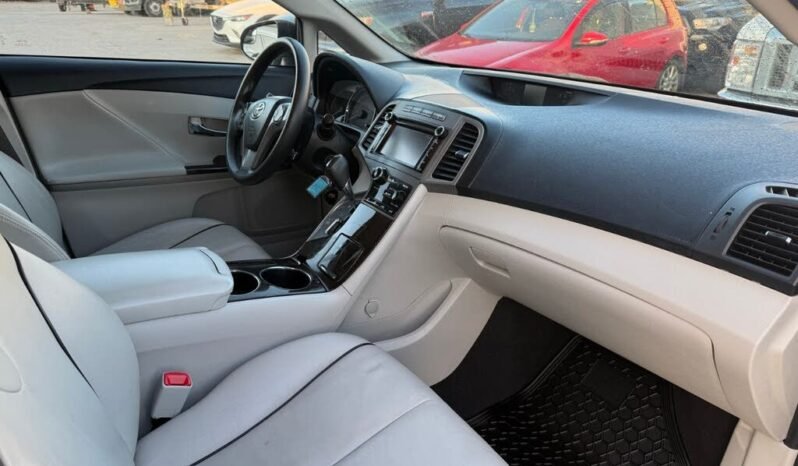 
								2013 Toyota Venza full									