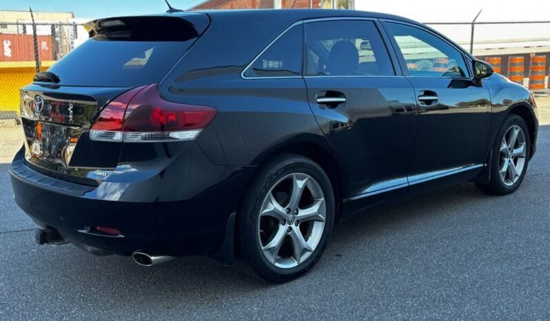 
								2013 Toyota Venza AWD full									