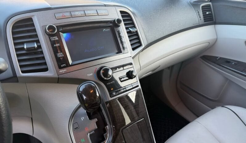 
								2013 Toyota Venza full									