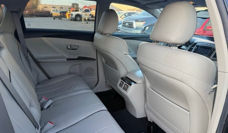 
								2013 Toyota Venza full									