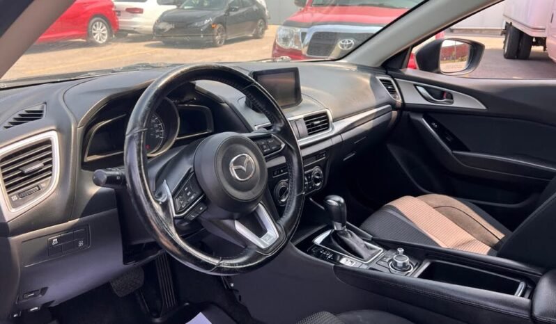 
								2018 Mazda 3 GS full									