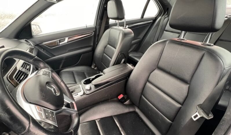 
								2012 Mercedes-Benz C300 full									