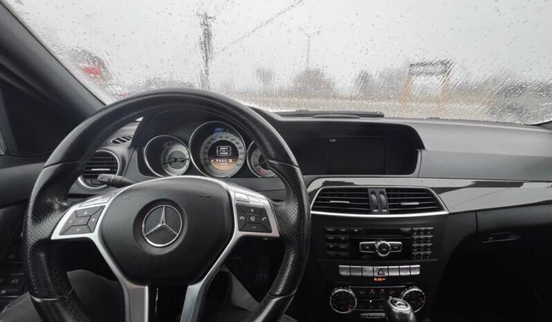 
								2012 Mercedes-Benz C300 full									