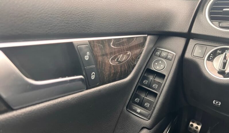 
								2012 Mercedes-Benz C300 full									