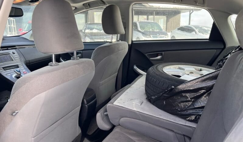 
								2014 Toyota Prius Hybrid full									