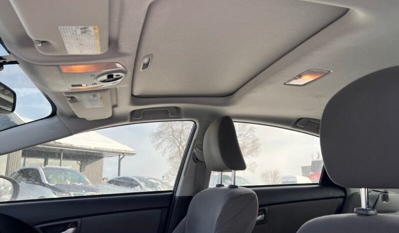 
								2014 Toyota Prius Hybrid full									