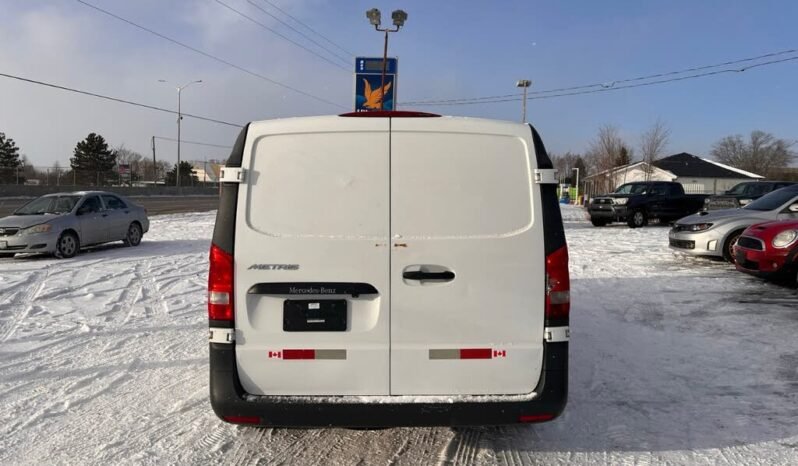 
								2020 Mercedes-Benz Metris RWD full									