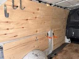 
										2020 Mercedes-Benz Metris RWD full									