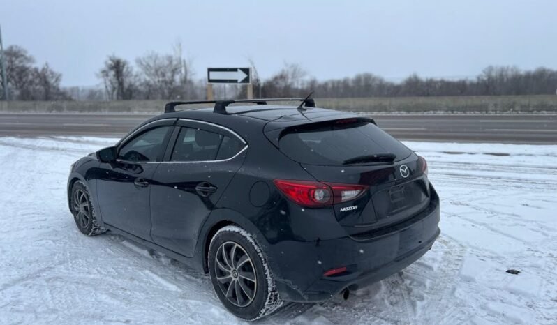 
								2018 Mazda 3 Sport GS Hatchback full									