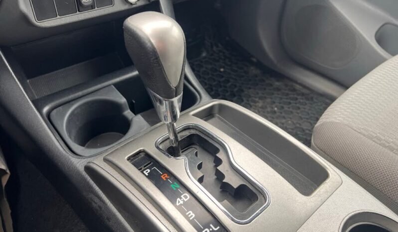 
								2013 Toyota Tacoma Double Cab SB full									