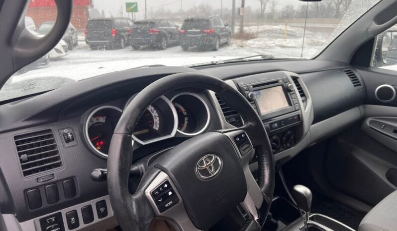 
								2013 Toyota Tacoma Double Cab SB full									