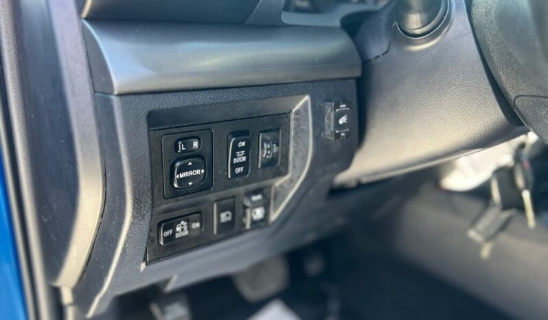 
								2018 Toyota Tundra SR5 Double Cab 5.7L 4WD full									