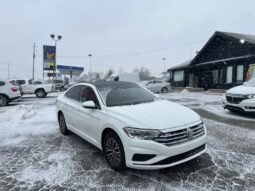 
										2019 Volkswagen Jetta Highline full									