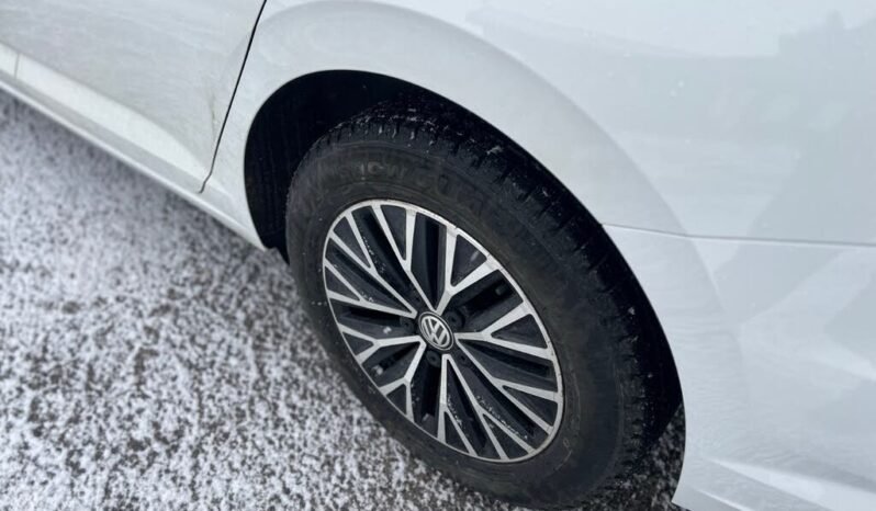 
								2019 Volkswagen Jetta Highline full									