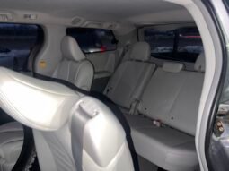 
										2011 Toyota Sienna XLE 5dr V6 XLE 7-Pass FWD full									