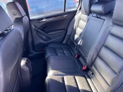 
										2011 Volkswagen Golf GTI full									