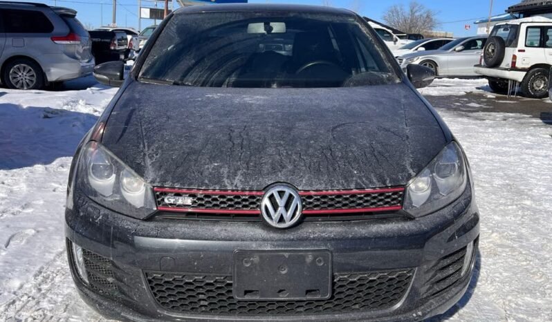 
								2011 Volkswagen Golf GTI full									
