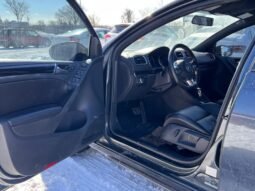 
										2011 Volkswagen Golf GTI full									