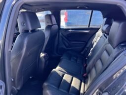 
										2011 Volkswagen Golf GTI full									