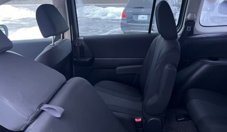 
								2013 Mazda 5 GS full									