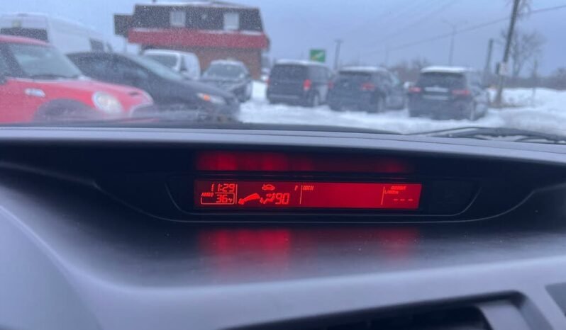 
								2013 Mazda 5 GS full									