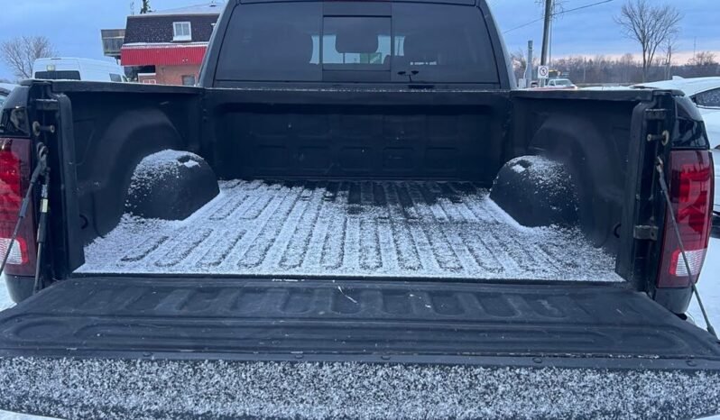 
								2014 RAM 2500 Laramie Mega Cab 4WD full									