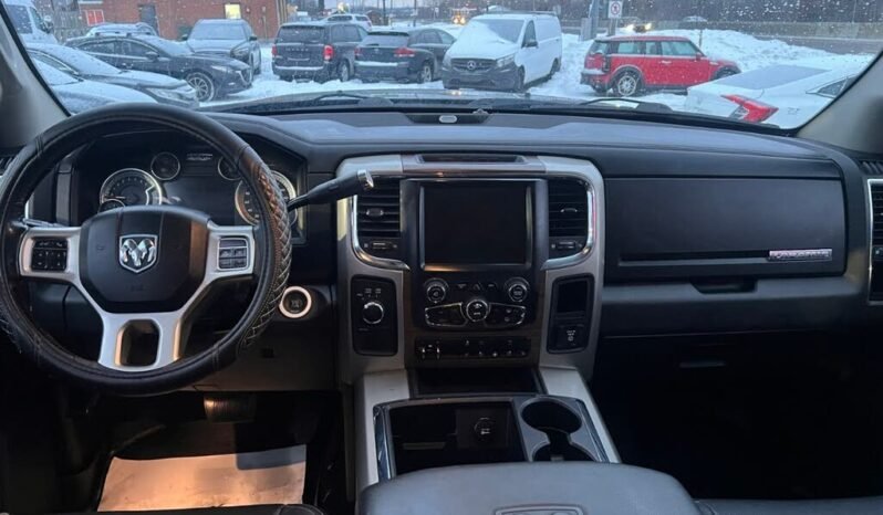 
								2014 RAM 2500 Laramie Mega Cab 4WD full									