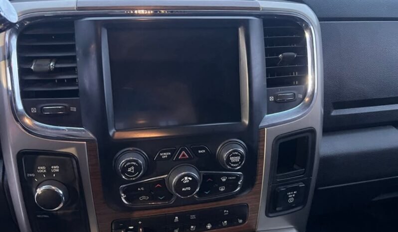 
								2014 RAM 2500 Laramie Mega Cab 4WD full									