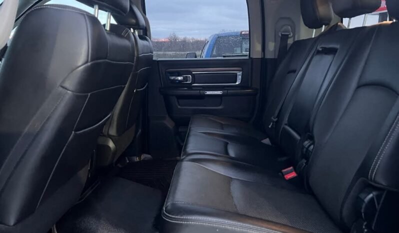 
								2014 RAM 2500 Laramie Mega Cab 4WD full									