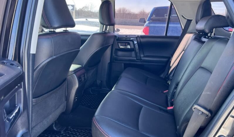 
								2014 Toyota 4Runner SR5 4WD full									