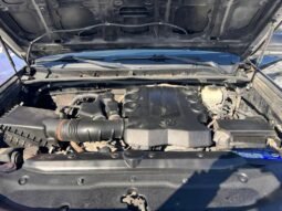 
										2014 Toyota 4Runner SR5 4WD full									