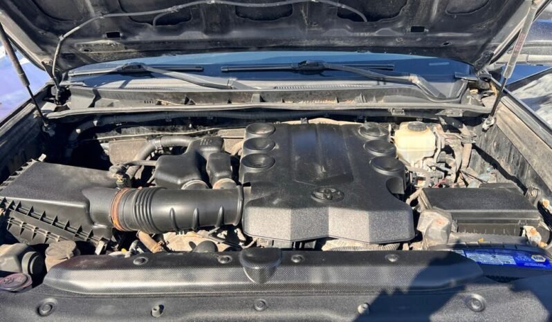 
								2014 Toyota 4Runner SR5 4WD full									