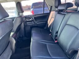 
										2014 Toyota 4Runner SR5 4WD full									