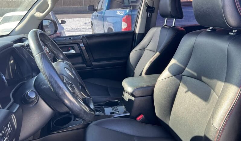 
								2014 Toyota 4Runner SR5 4WD full									