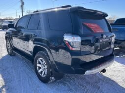 
										2014 Toyota 4Runner SR5 4WD full									